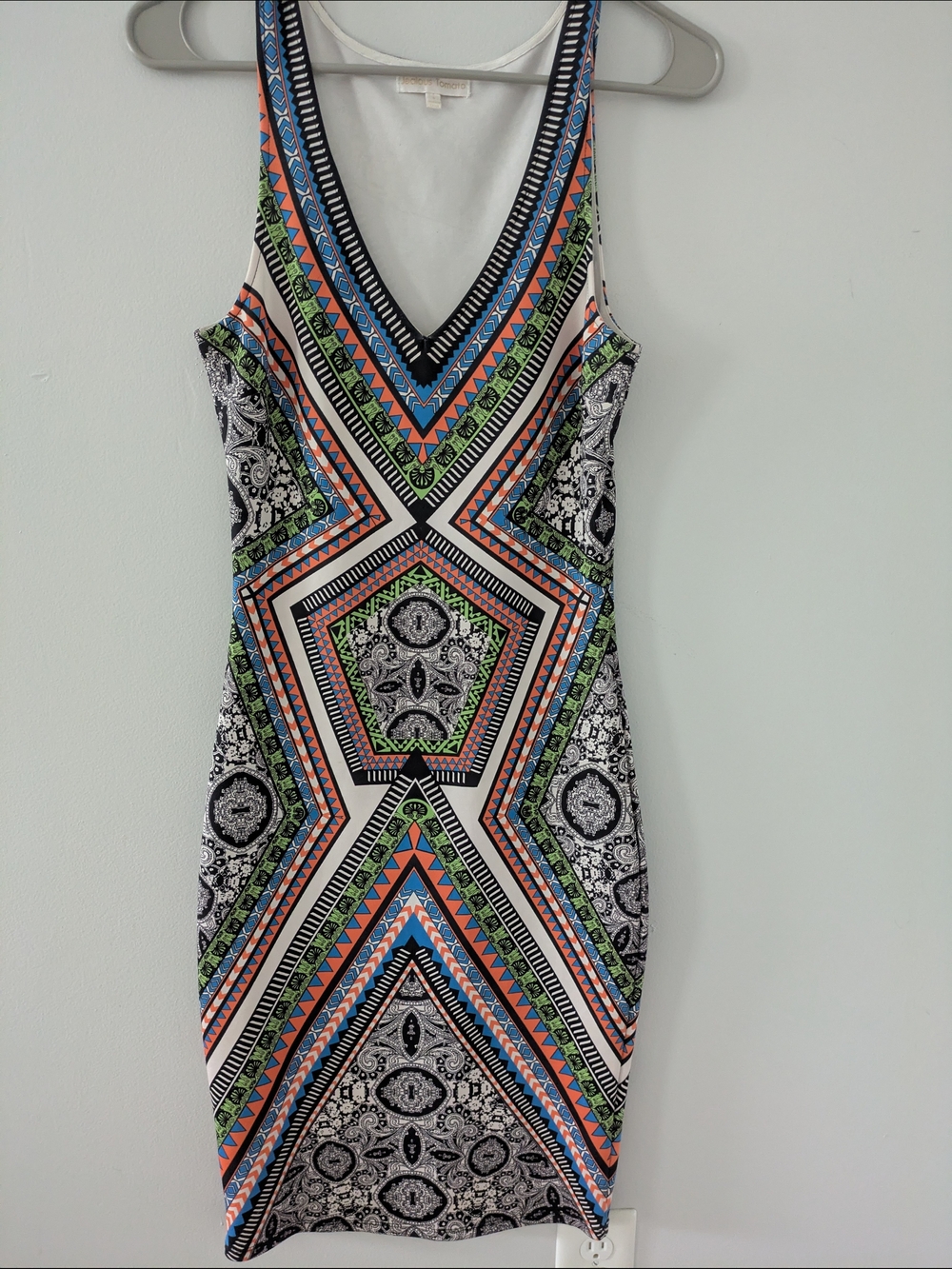 Jealous Tomato Bodycon Sleeveless Midi Dress Tribal Geometric Print Sheath
